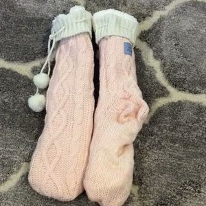 Jane and bleecker warm fuzzy slipper socks